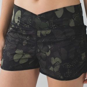 Lululemon Sunset Salutation Short